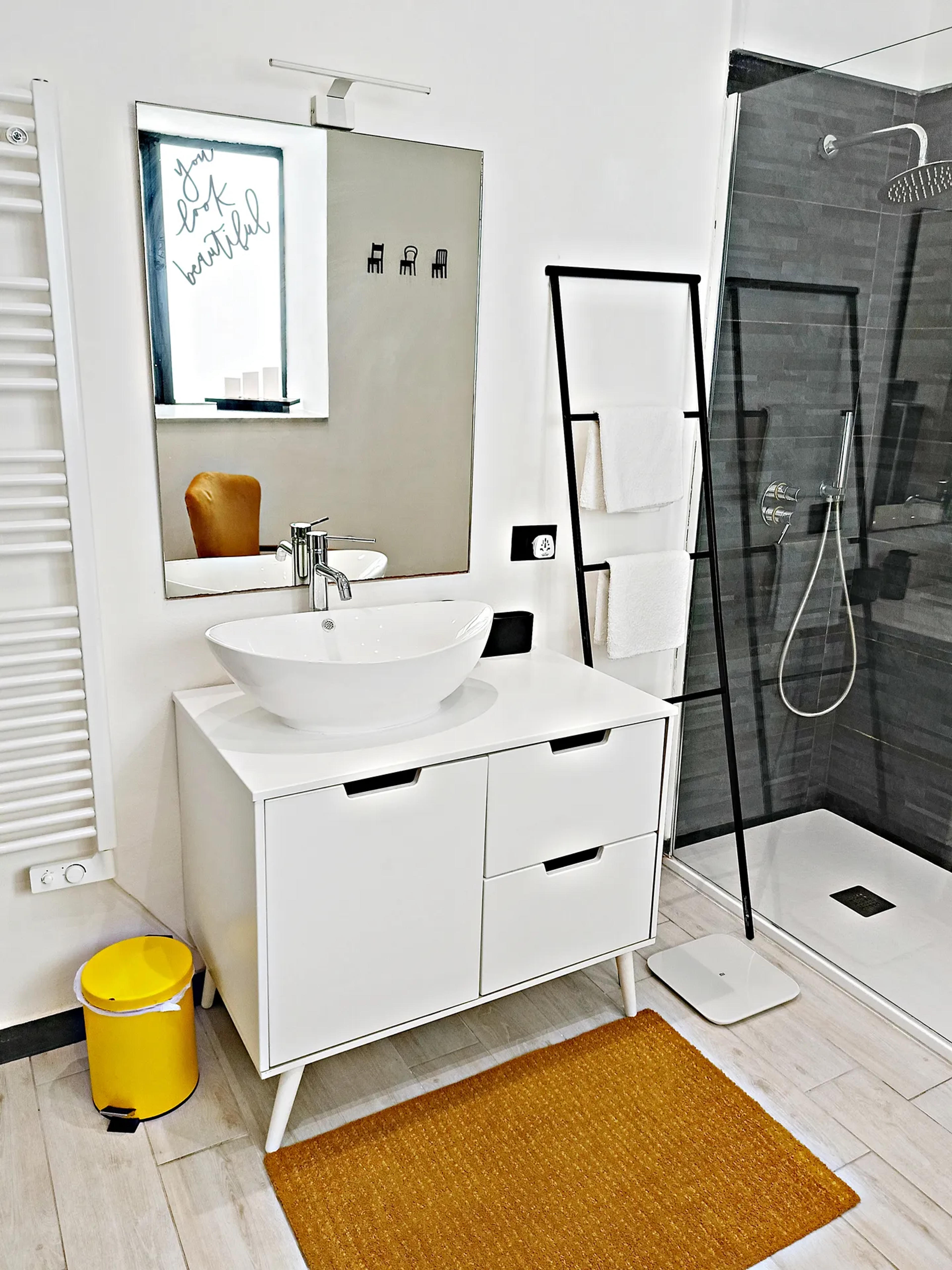 Aurelio's Artpartment | Unconvetional Stay — Siracusa (foto 13)