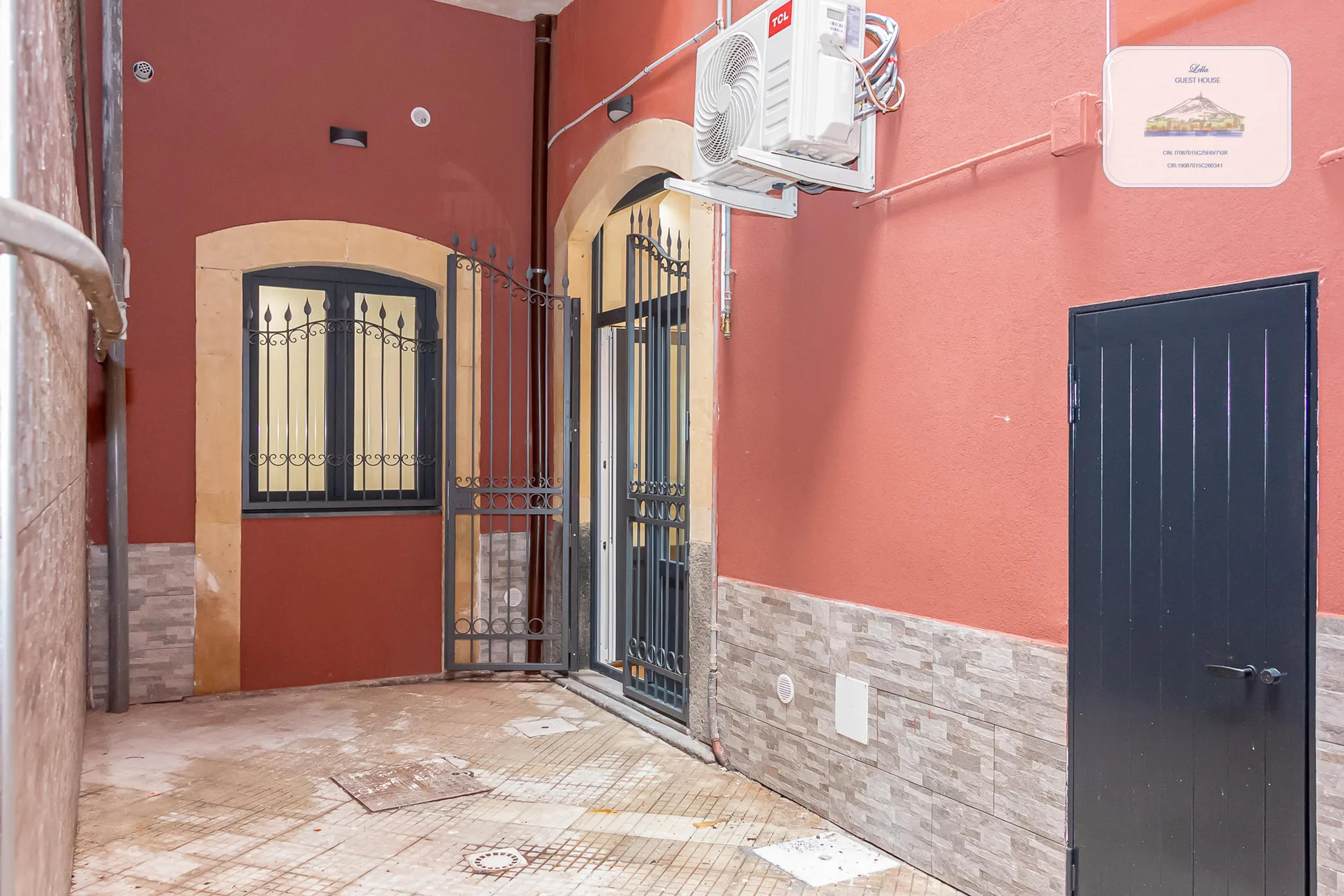 Lella Guest House — Catania (foto 6)