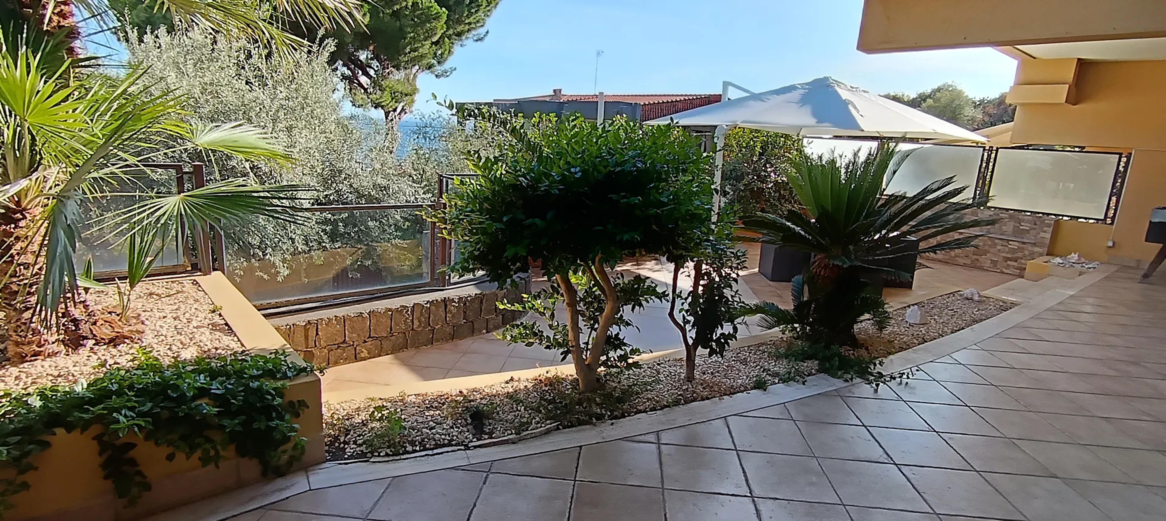 Pirandello Apartment — Aci Castello (foto 10)