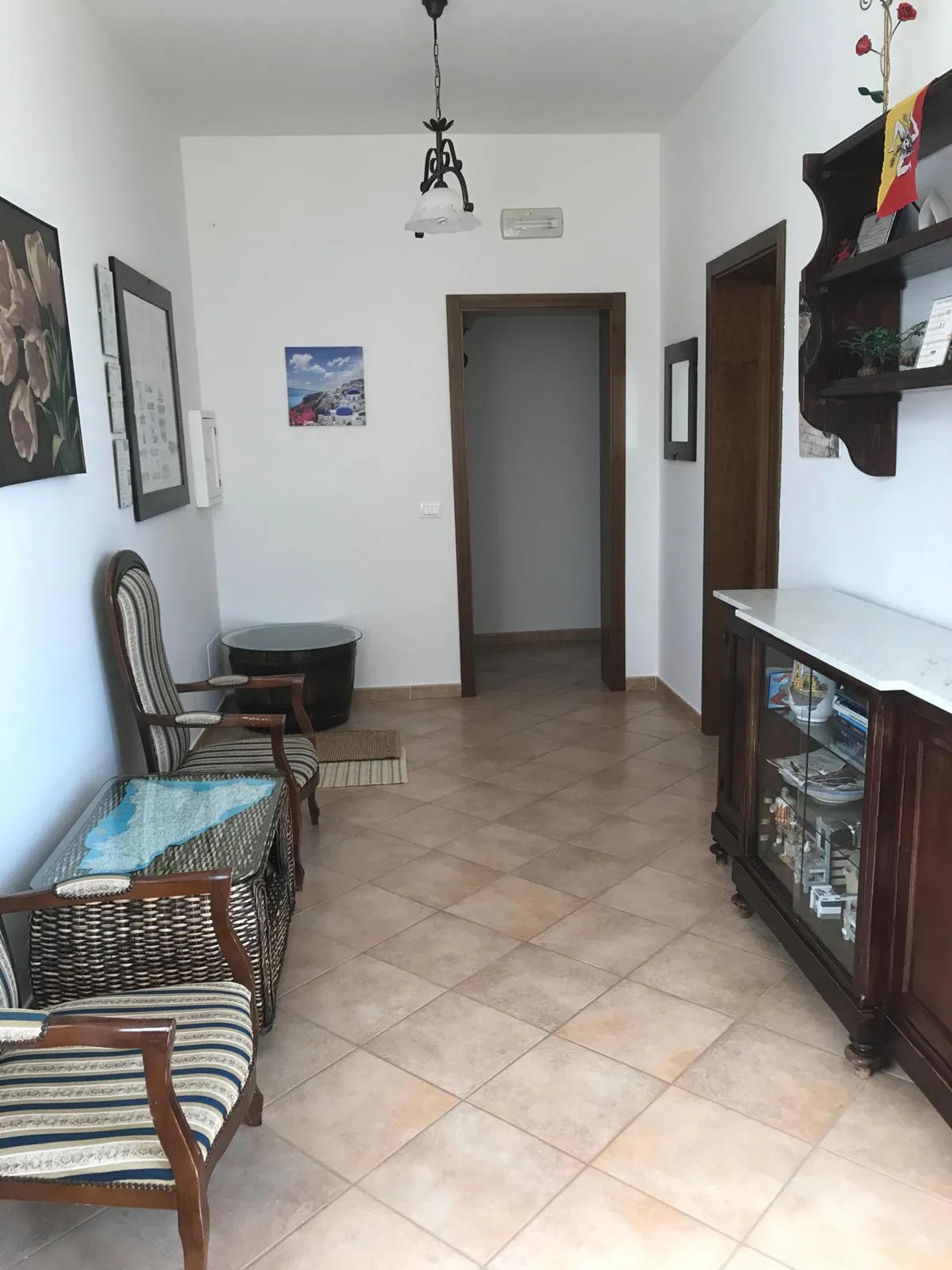 Villa Girolama Bellissima villa con Piscina alle pendici di Erice e vista Monte Cofano — Valderice (foto 28)
