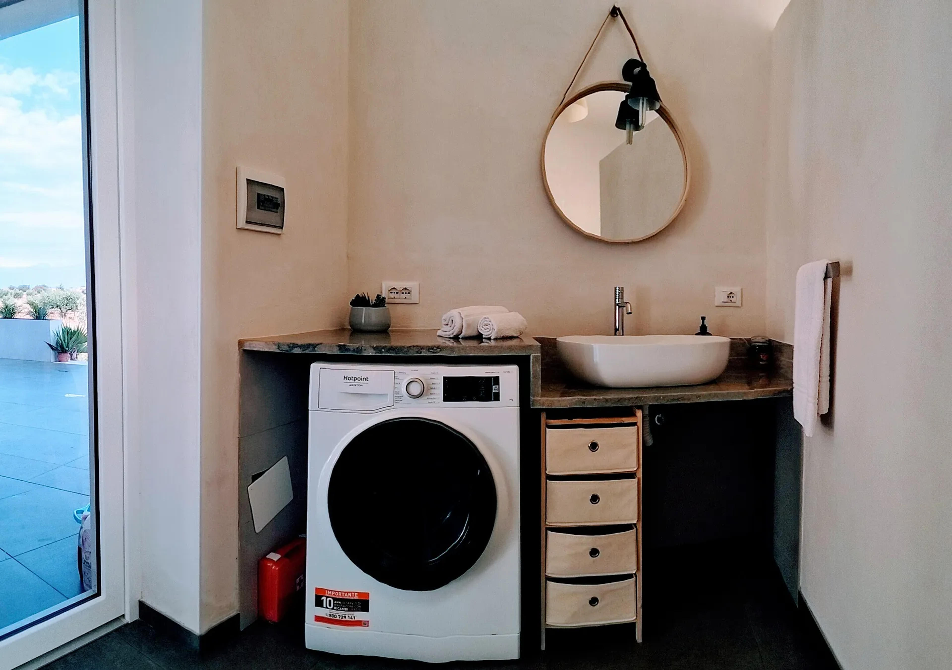 APPARTAMENTO IN VILLA SUL MARE — Custonaci (foto 5)