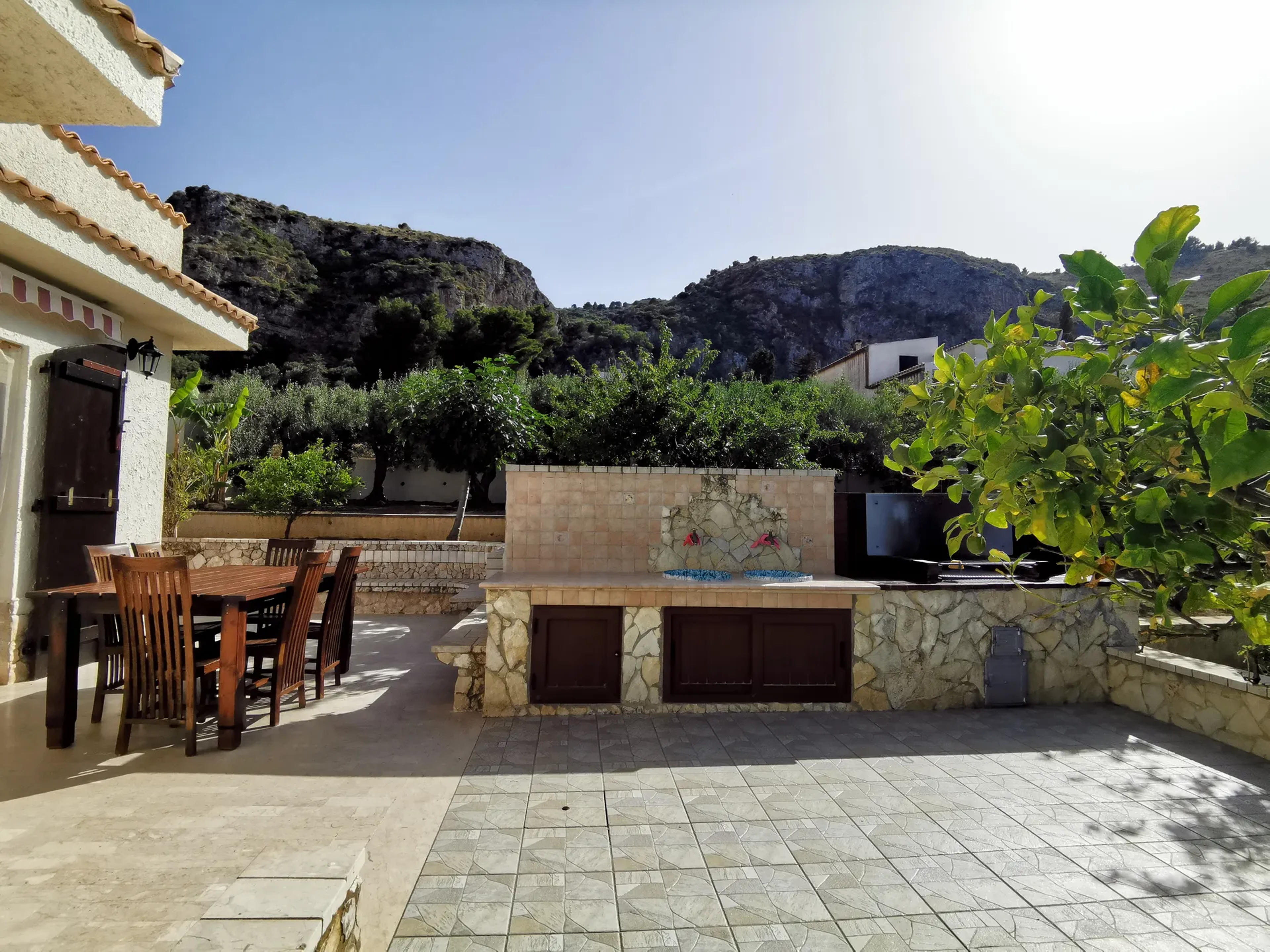 Villa Girolama Bellissima villa con Piscina alle pendici di Erice e vista Monte Cofano — Valderice (foto 9)