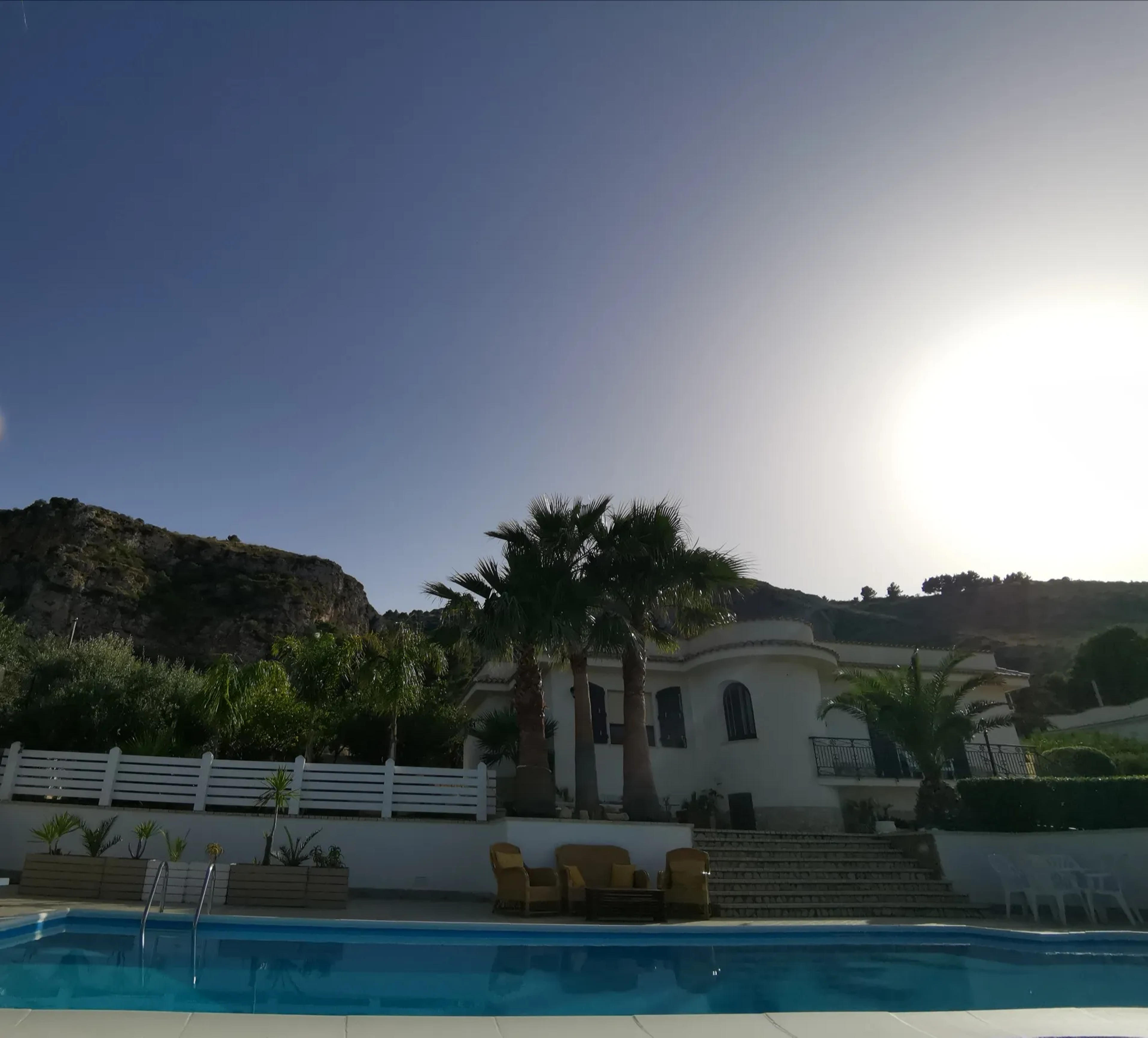 Villa Girolama Bellissima villa con Piscina alle pendici di Erice e vista Monte Cofano — Valderice (foto 17)