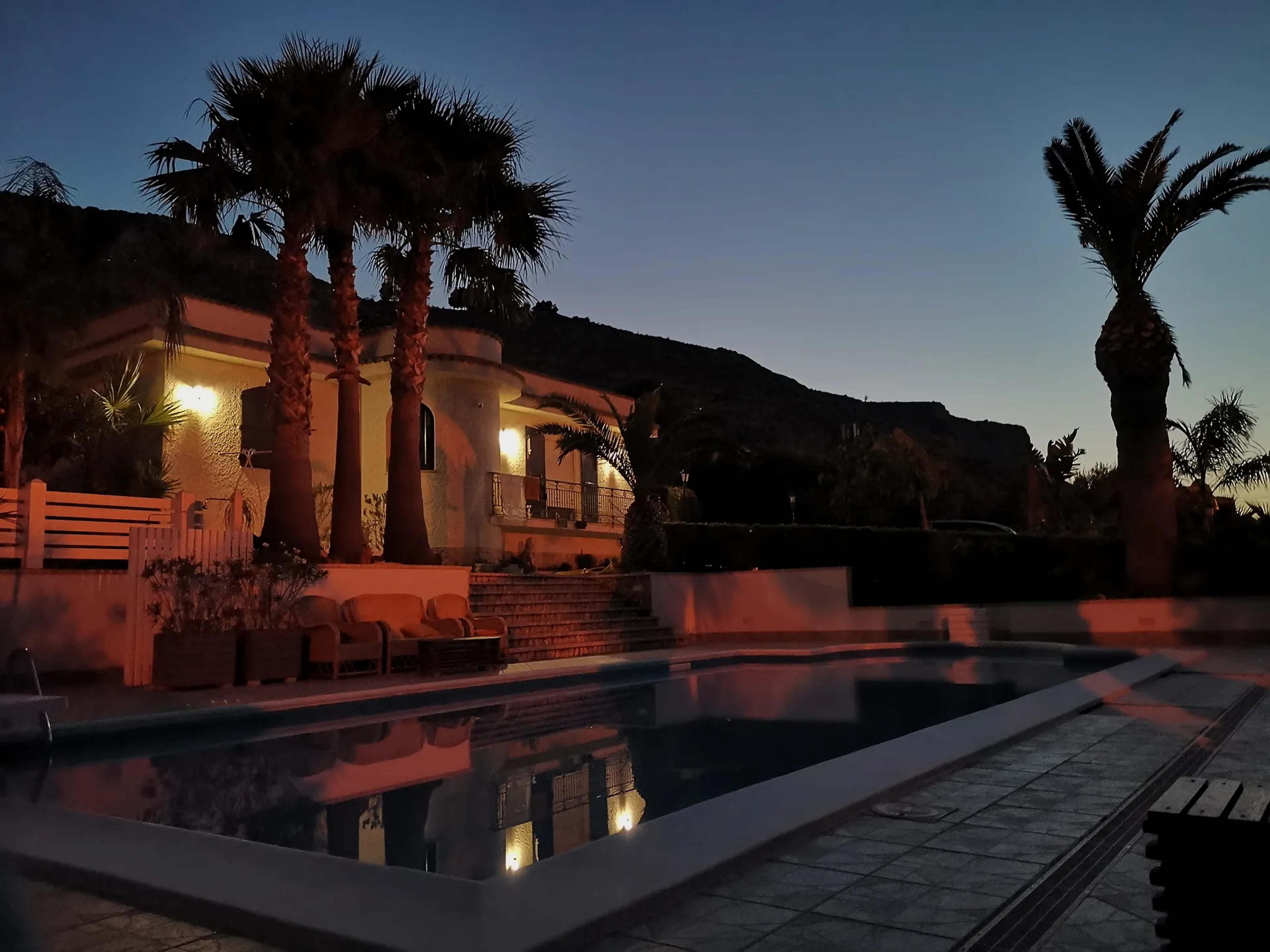 Villa Girolama Bellissima villa con Piscina alle pendici di Erice e vista Monte Cofano — Valderice (foto 38)