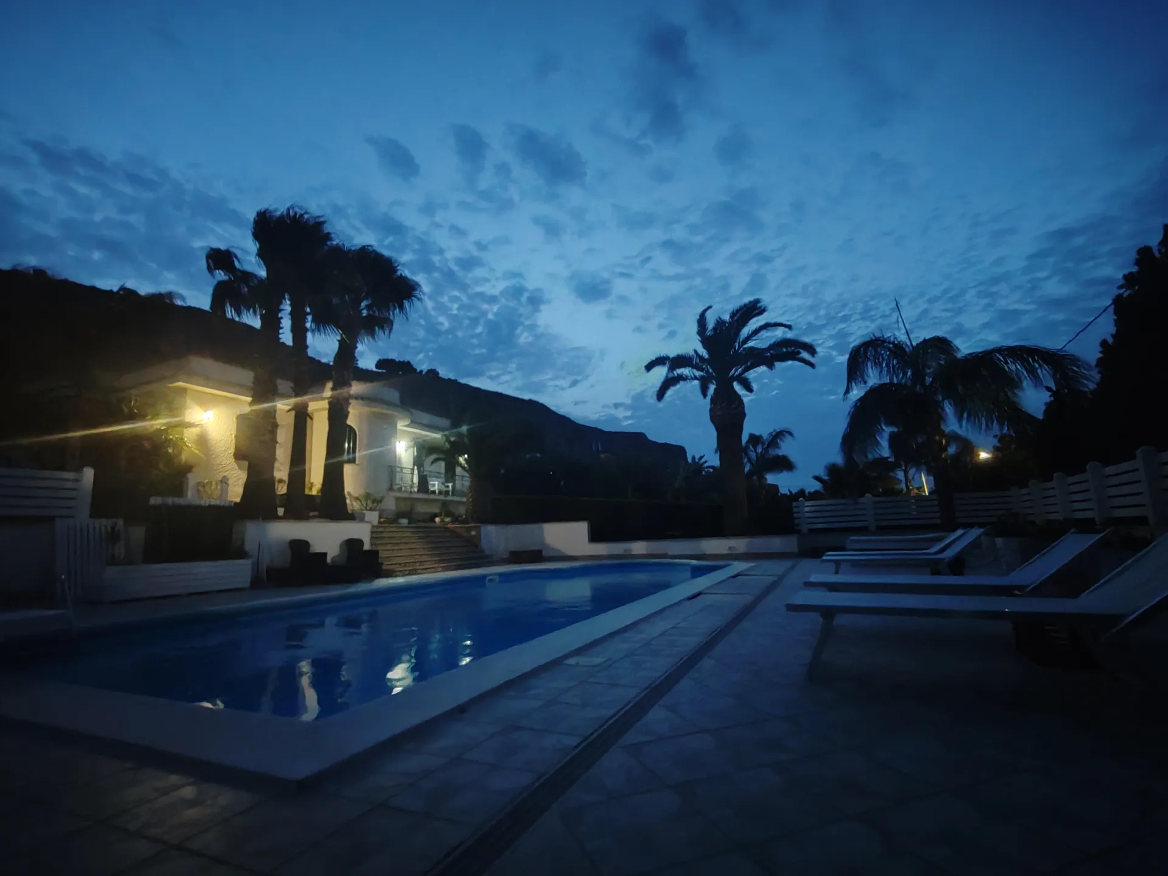 Villa Girolama Bellissima villa con Piscina alle pendici di Erice e vista Monte Cofano — Valderice (foto 22)