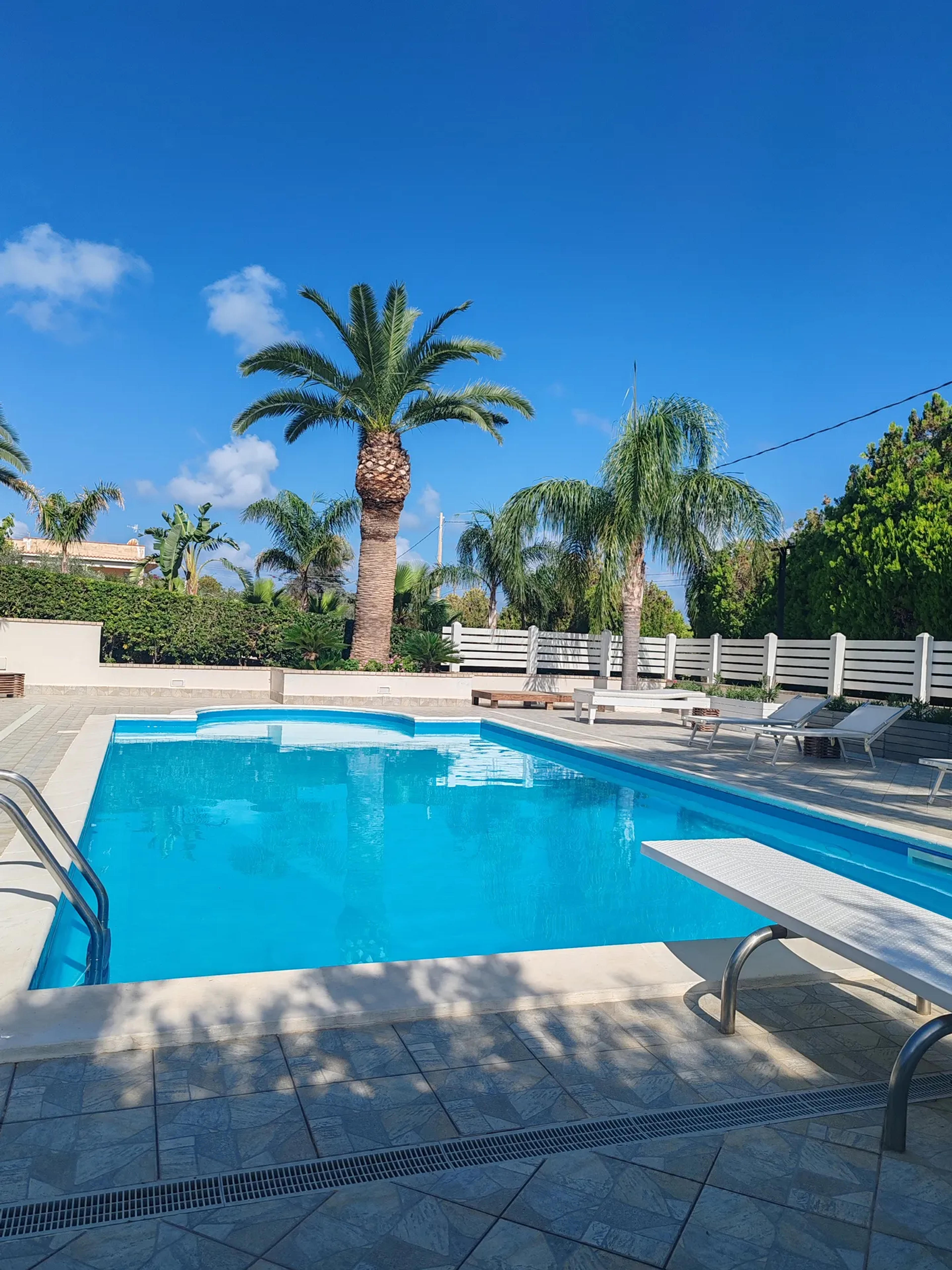 Villa Girolama Bellissima villa con Piscina alle pendici di Erice e vista Monte Cofano — Valderice (foto 35)