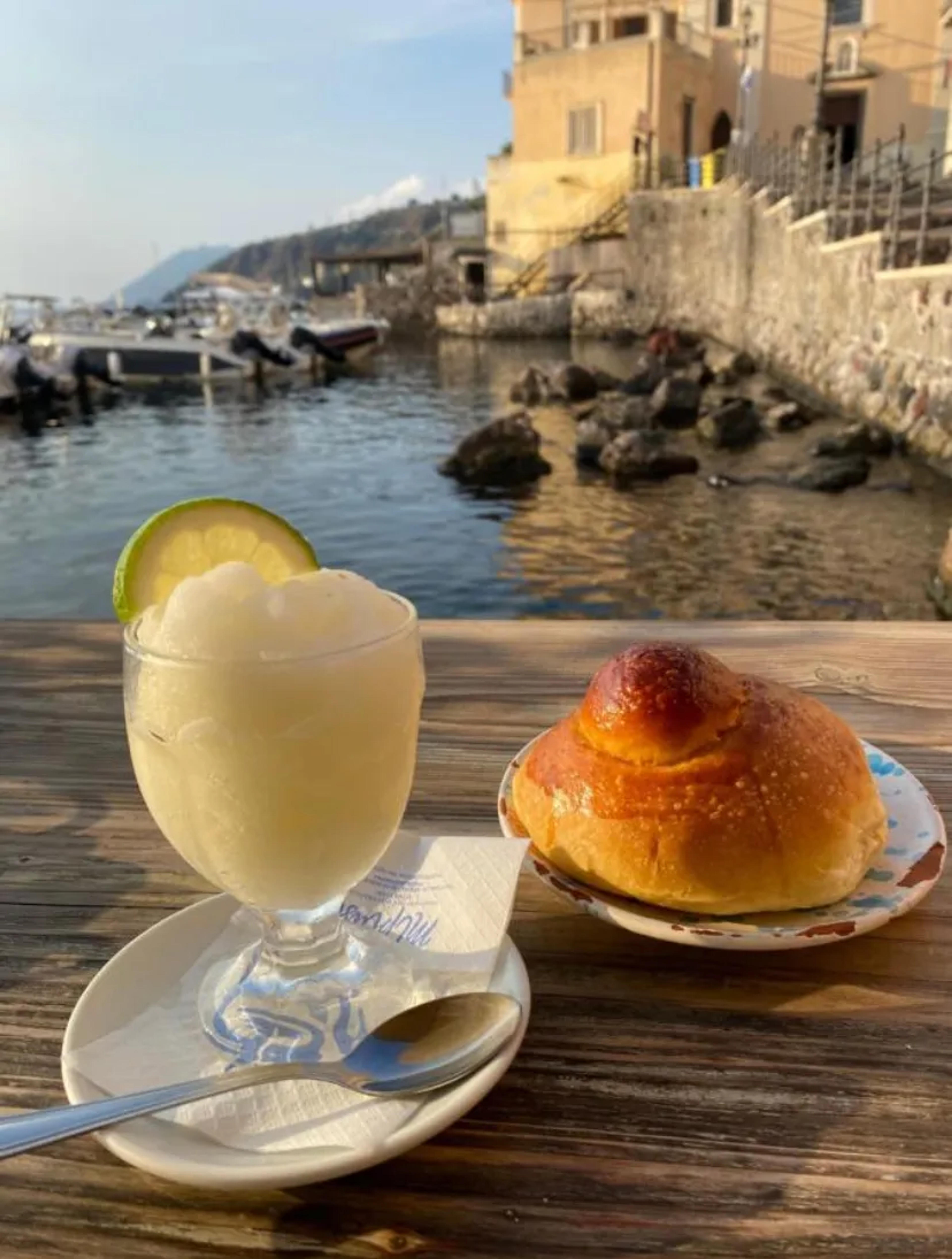 Via Roma 55 — Lipari (foto 2)
