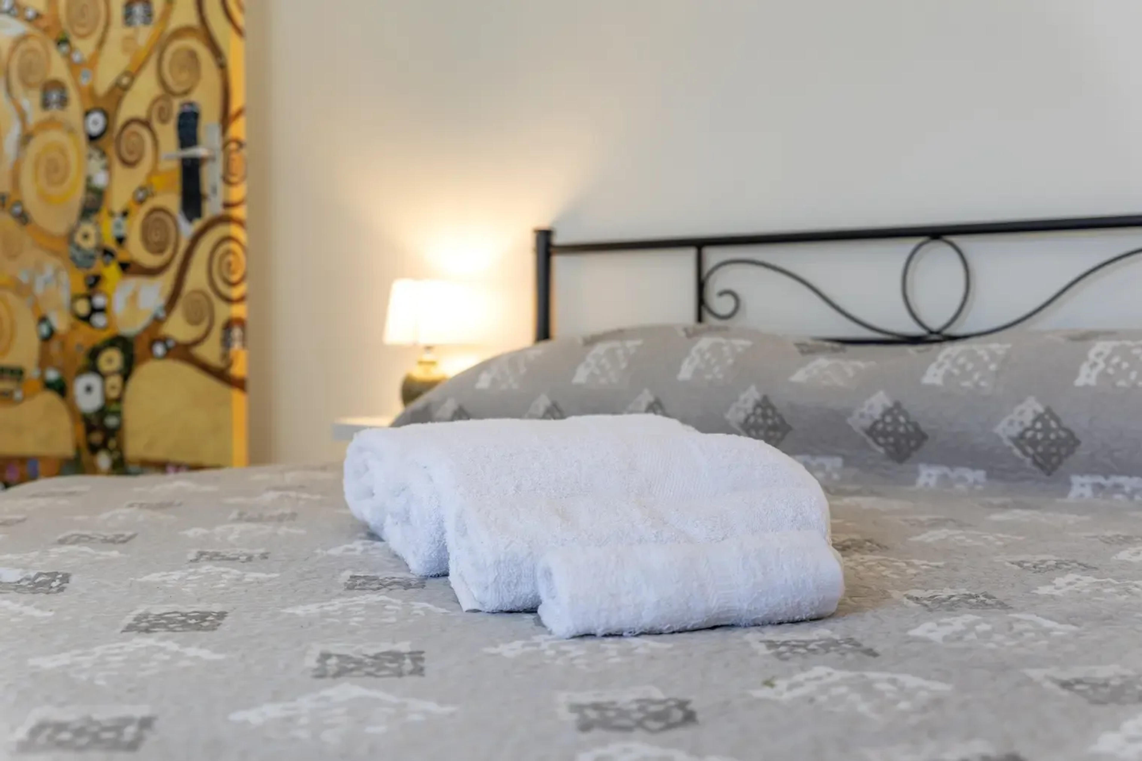 Bilocale in villa con piscina — Comiso (foto 9)