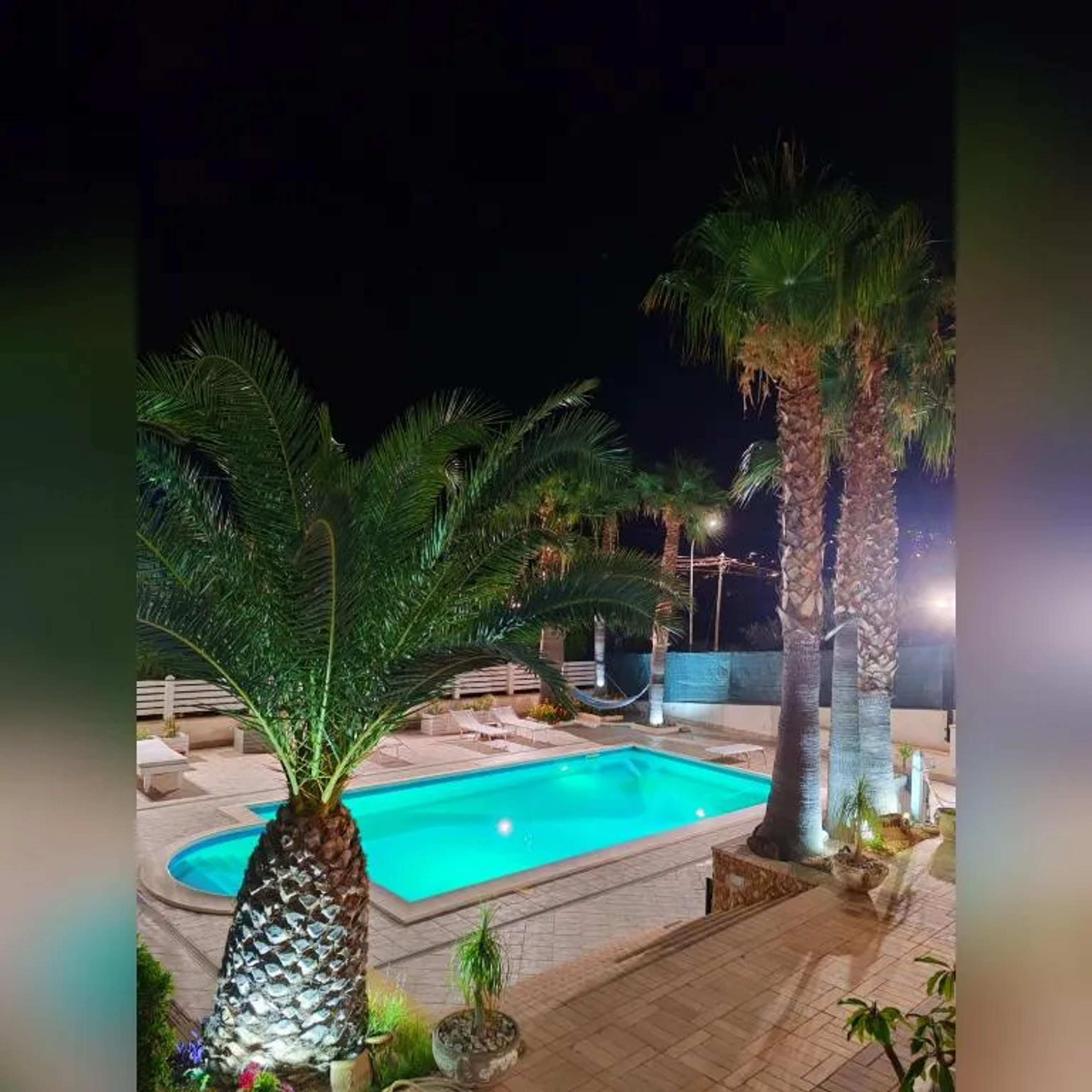 Villa Girolama Bellissima villa con Piscina alle pendici di Erice e vista Monte Cofano — Valderice (foto 32)