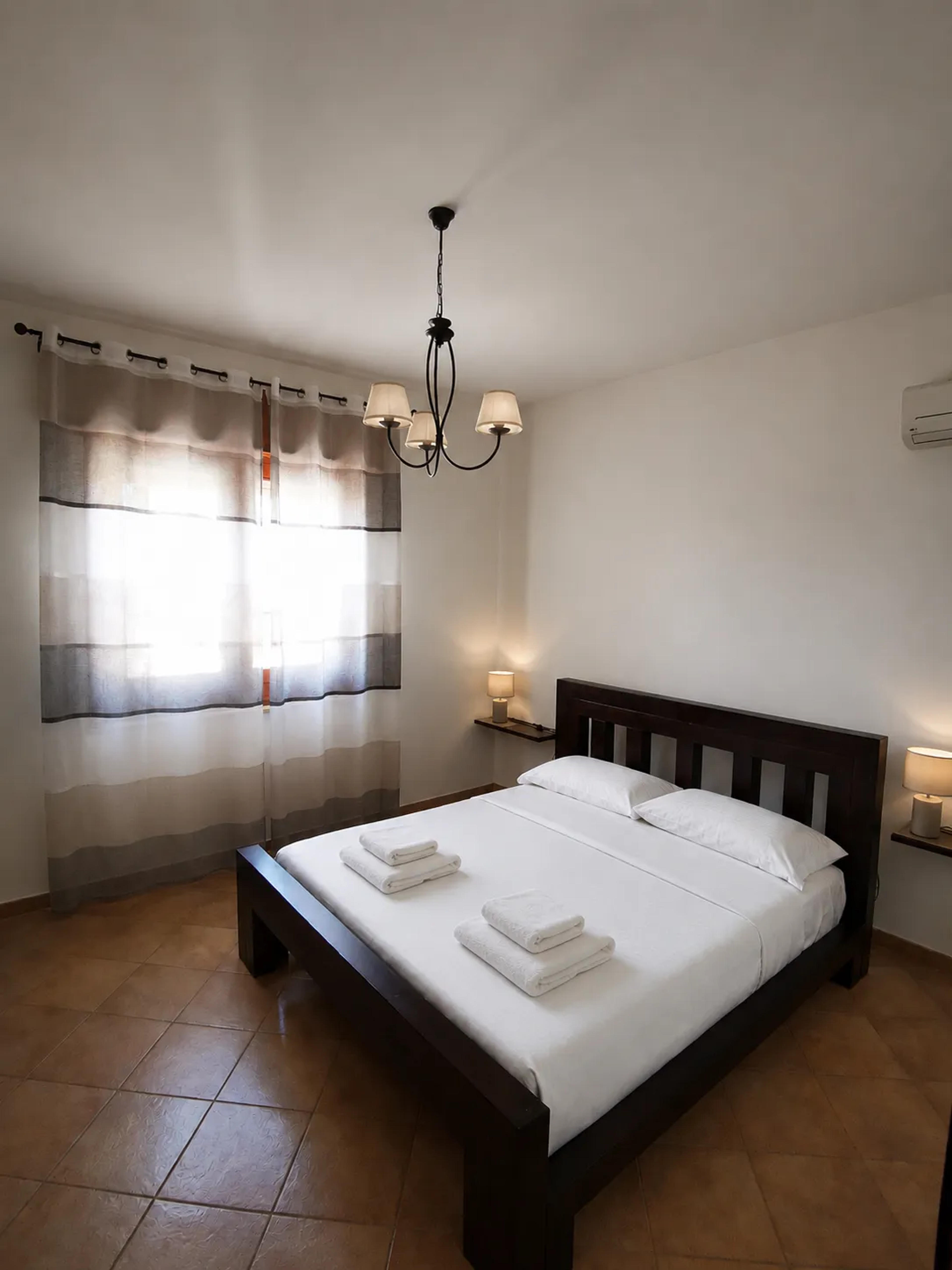 Villa Girolama Bellissima villa con Piscina alle pendici di Erice e vista Monte Cofano — Valderice (foto 4)